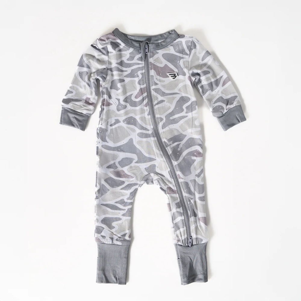 BURLEBO Baby Zip Up in White Camo